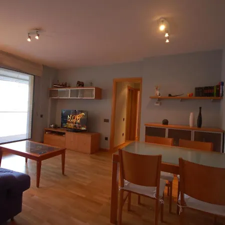 Apartment Lets Holidays Pool Garden In Tossa Tossa de Mar